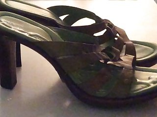 sandale verzi cumshot