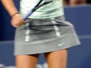 Maria Sharapova sexy Po während des Spiels