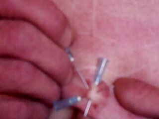 Nipplie piercing deel 1