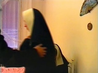Deutsch Nonnen Nonnen ..... 2 1 PRIEST