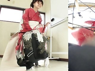 คำบรรยายภาษาญี่ปุ่นของ Kimono pee desperation ล้มเหลวใน HD