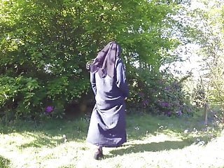 Muslim Burqa Niqab stockings Outdoors Flashing